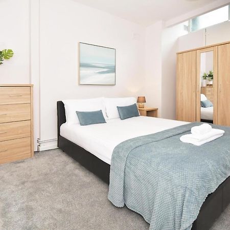 Wistaston House By Yourstays 5 Double Bedrooms And 2 Bathrooms, Great For Groups! Book Now! Crewe Exteriér fotografie