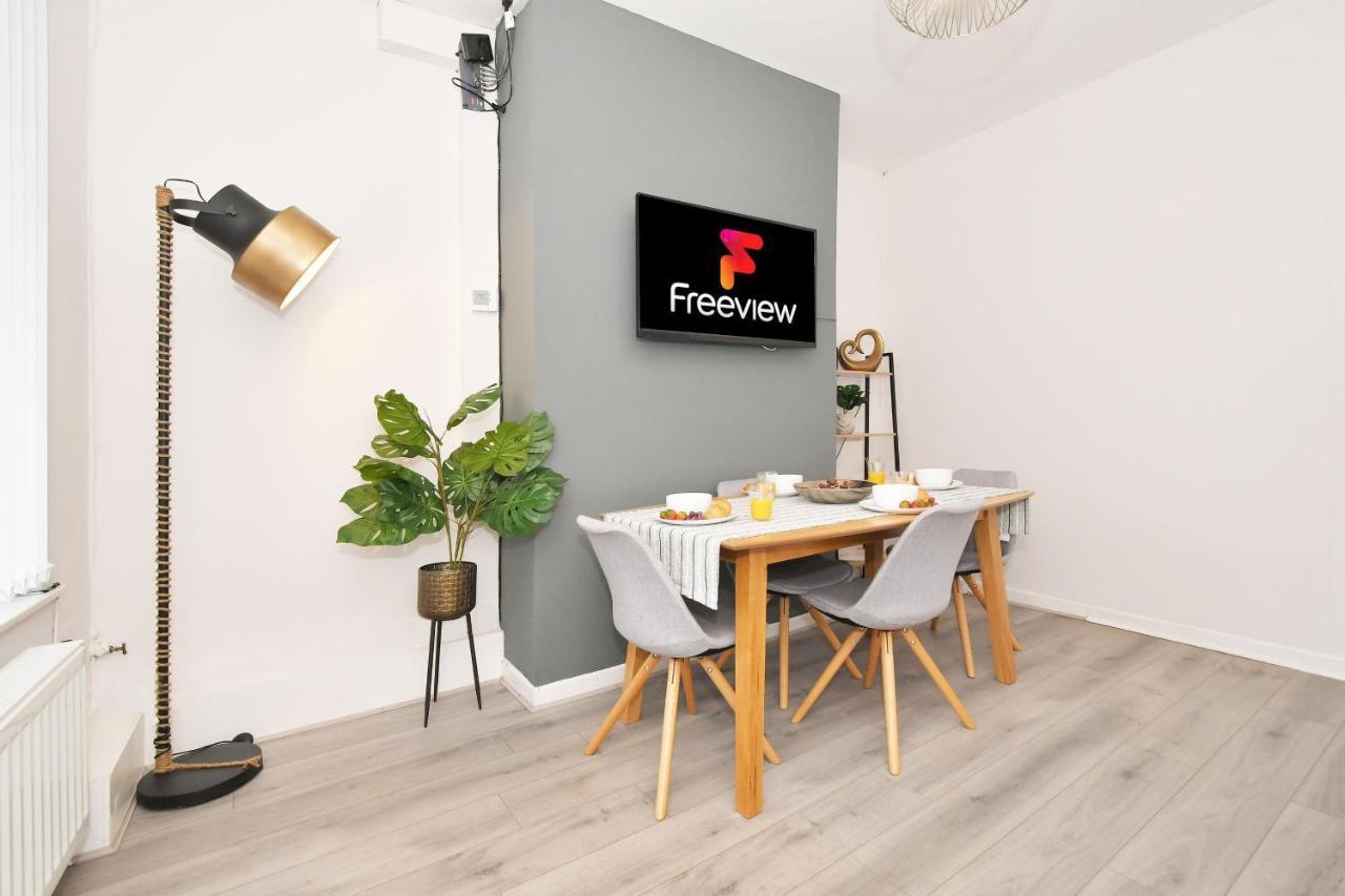 Wistaston House By Yourstays 5 Double Bedrooms And 2 Bathrooms, Great For Groups! Book Now! Crewe Exteriér fotografie