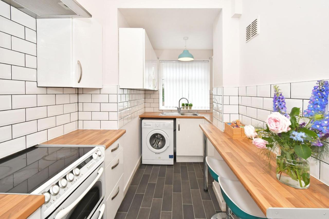 Wistaston House By Yourstays 5 Double Bedrooms And 2 Bathrooms, Great For Groups! Book Now! Crewe Exteriér fotografie